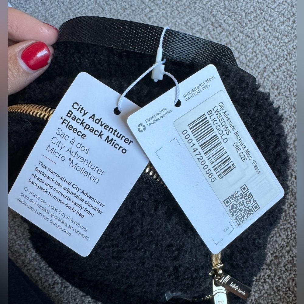NWT Lululemon City Adventurer Backpack Micro 3L *Fleece Black Gold - Picture 9 of 9
